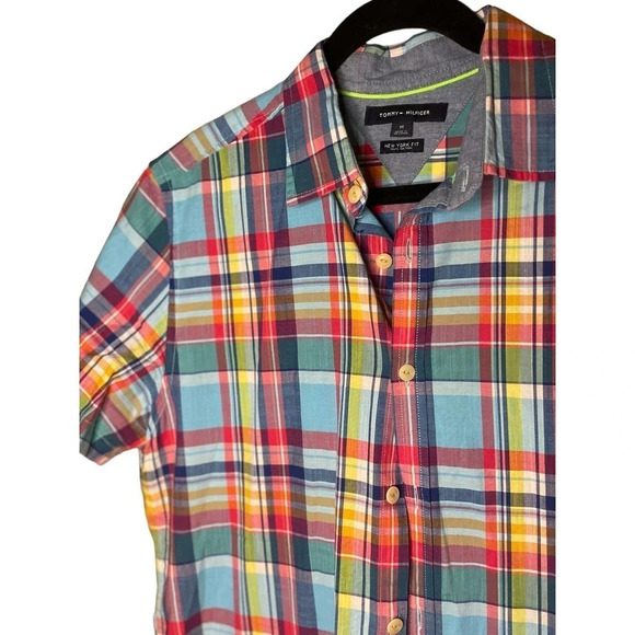 Tommy Hilfiger Men's Colorful Madras Plaid Size Medium Short Sleeve 100% Cotton - Picture 2 of 7